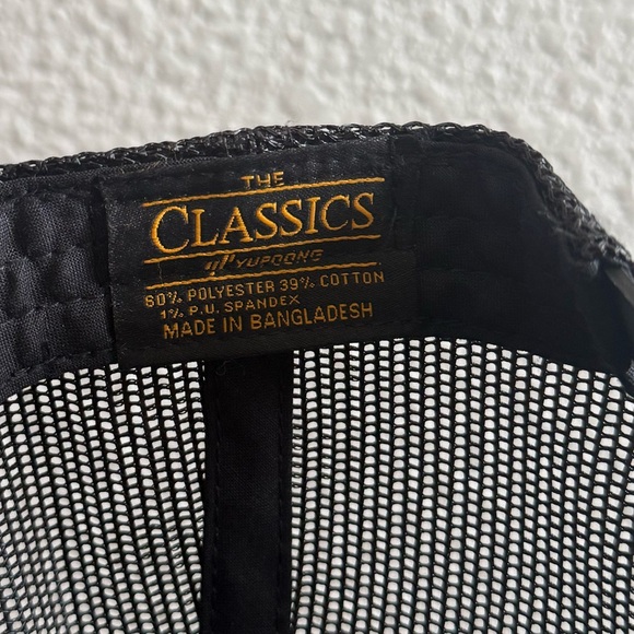 The Classics Yupoong Men's fish heads gatecrasher Snapback Hat - Picture 5 of 7